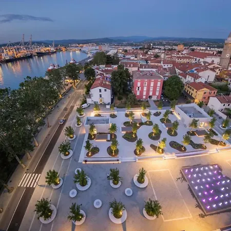 Plaza - Koper
